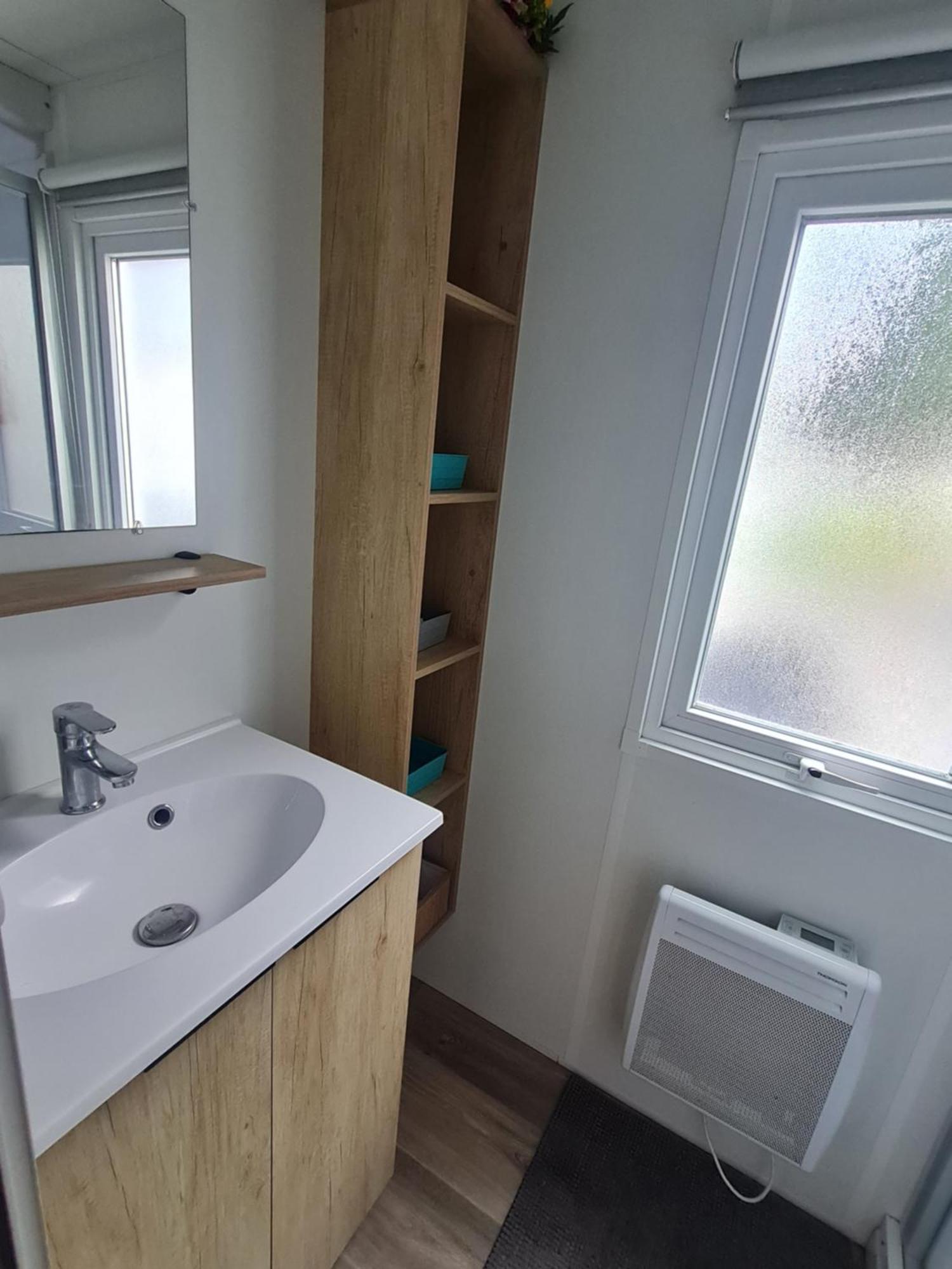 Mobil-home En Proche De La *